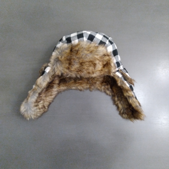 Black & White Buffalo Plaid Aviator Hat w/ Fur Accent - Picture 6 of 6